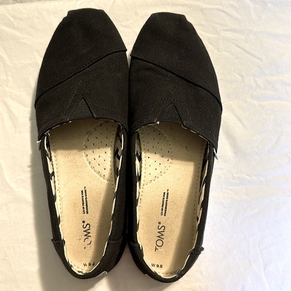 TOMS classic black slip-ons - Picture 3 of 3